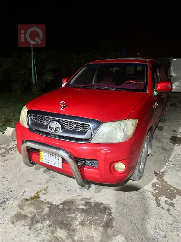 Toyota Hilux 2011 for sale in Iraq - Kut